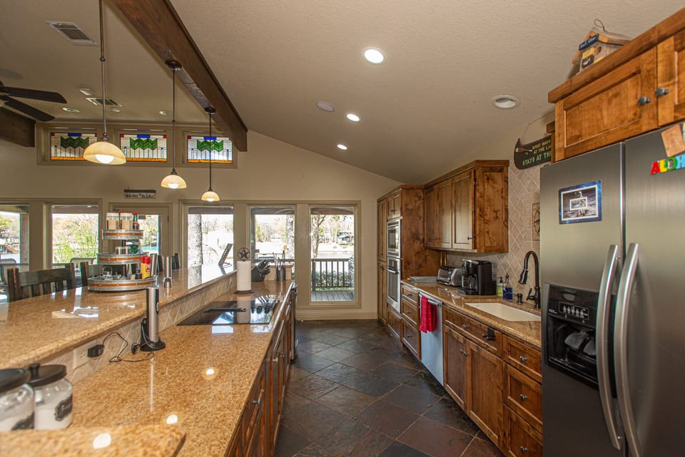 The kitchen has it all to prepare any vacation meal.