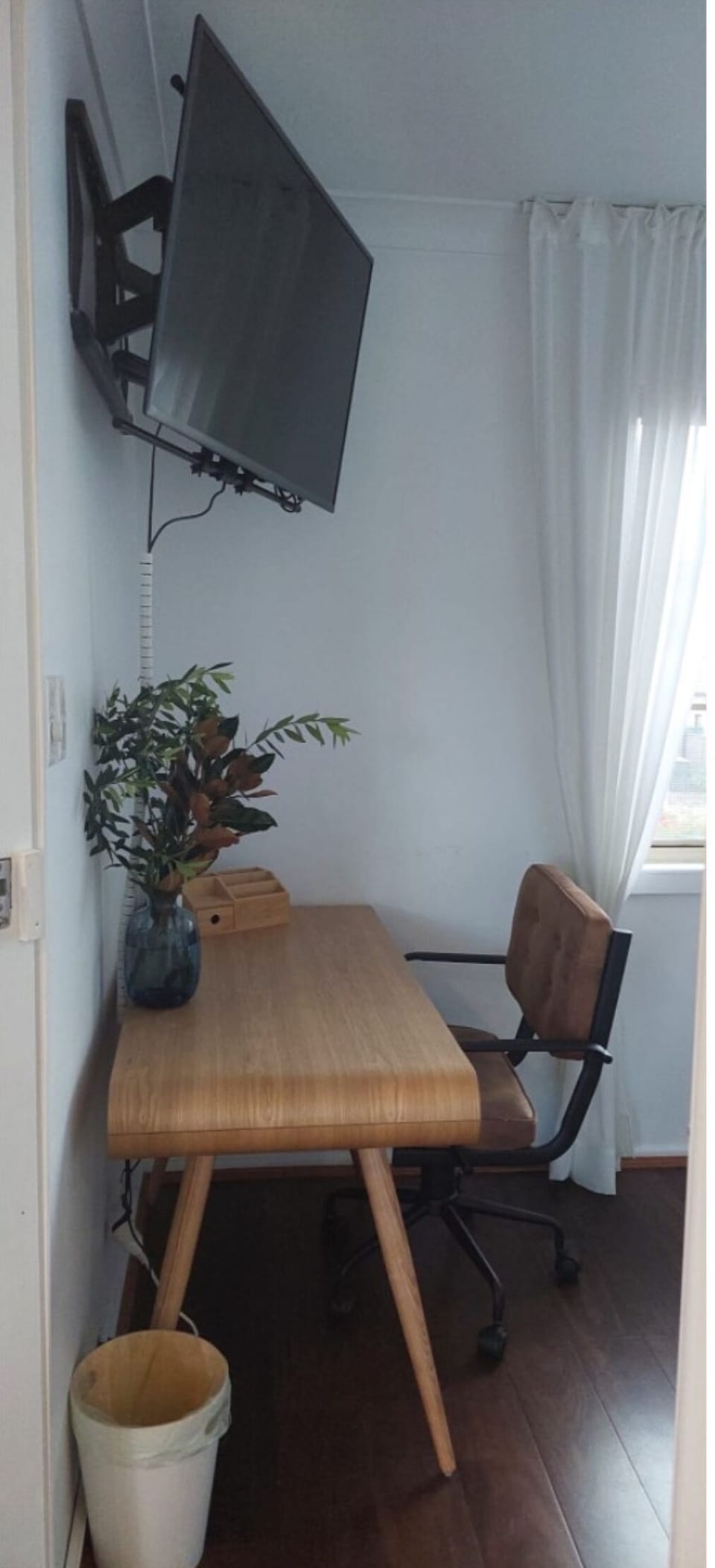 DEDICATED WORK SPACE