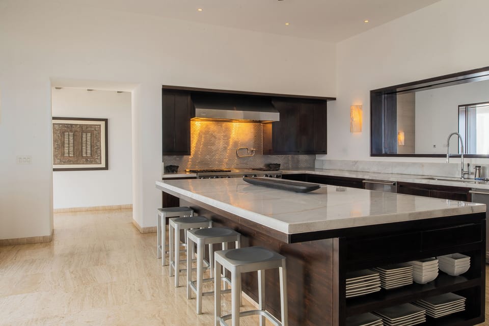 Kitchen with appliances