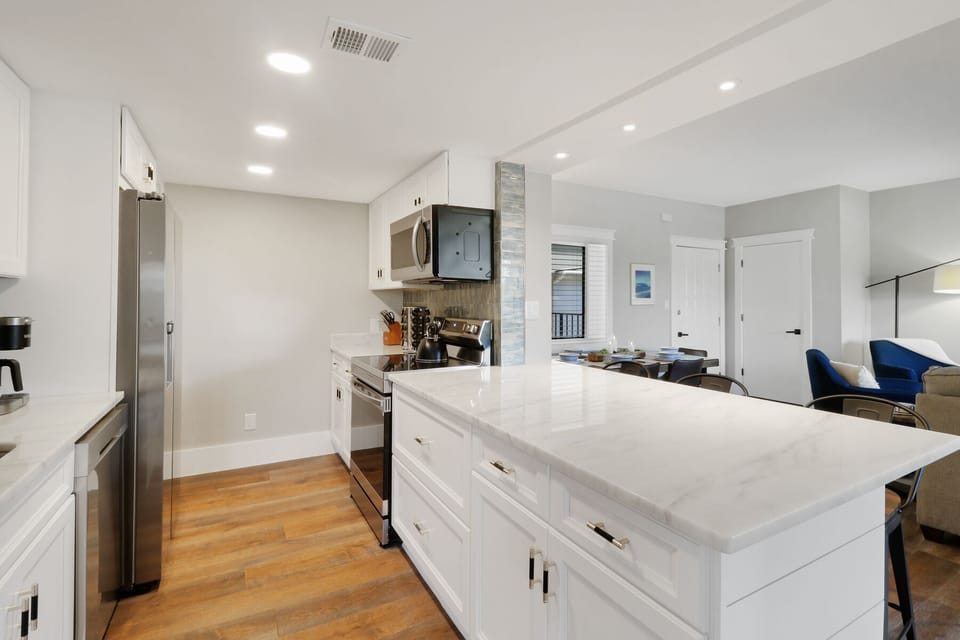 428 Forest Beach | Kitchen - 428 Forest Beach | Kitchen
