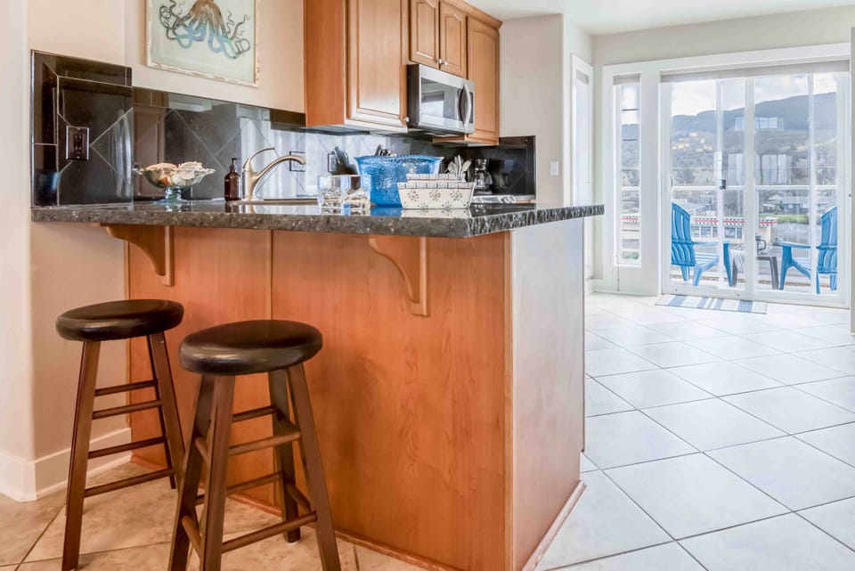 Kitchen Counter Seating