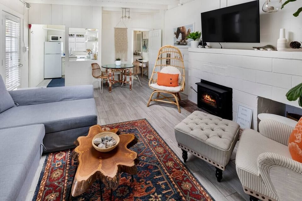 Cottage 6