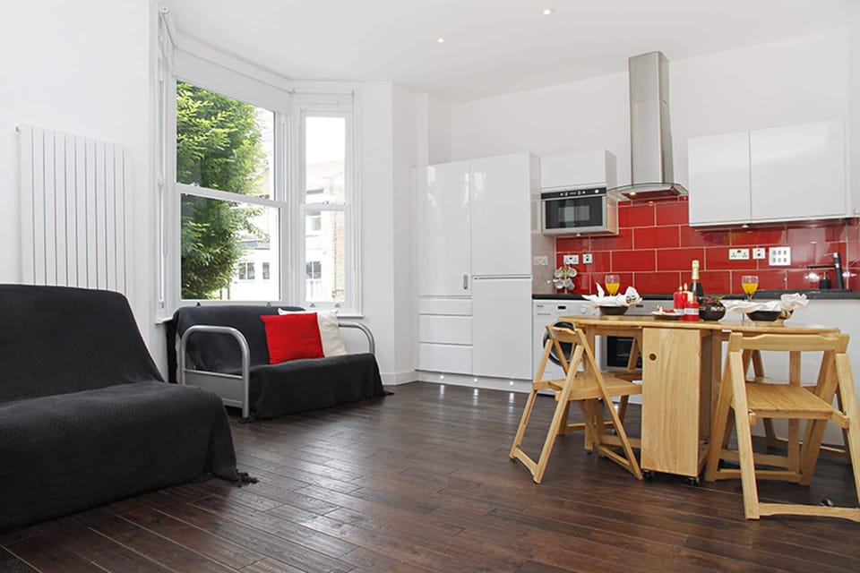 Living room with 2 double sofas 