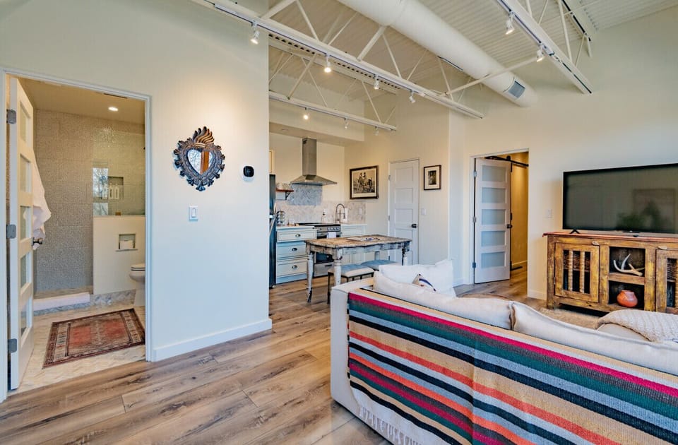 Full View of Loft