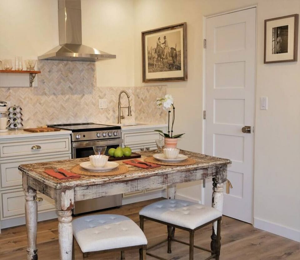 Kitchen | Dining