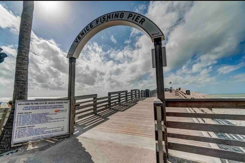 Sharkey's Pier