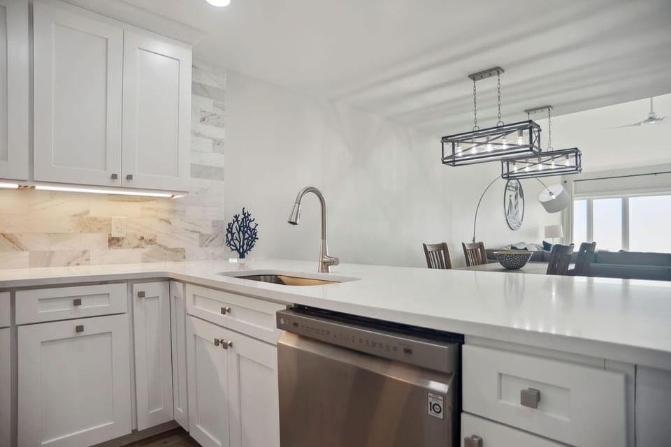 Kitchen Peninsula