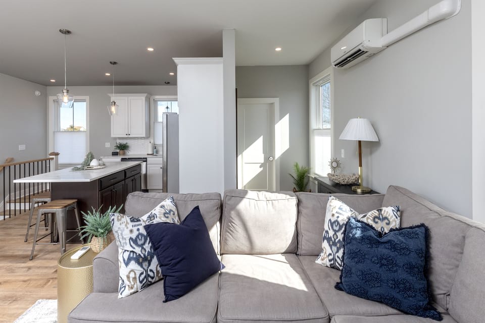 3rd Fl Living Area