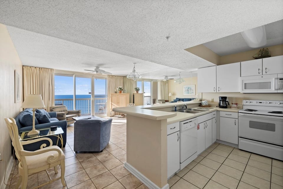 Indoors, Kitchen, Home Decor, Microwave, Oven