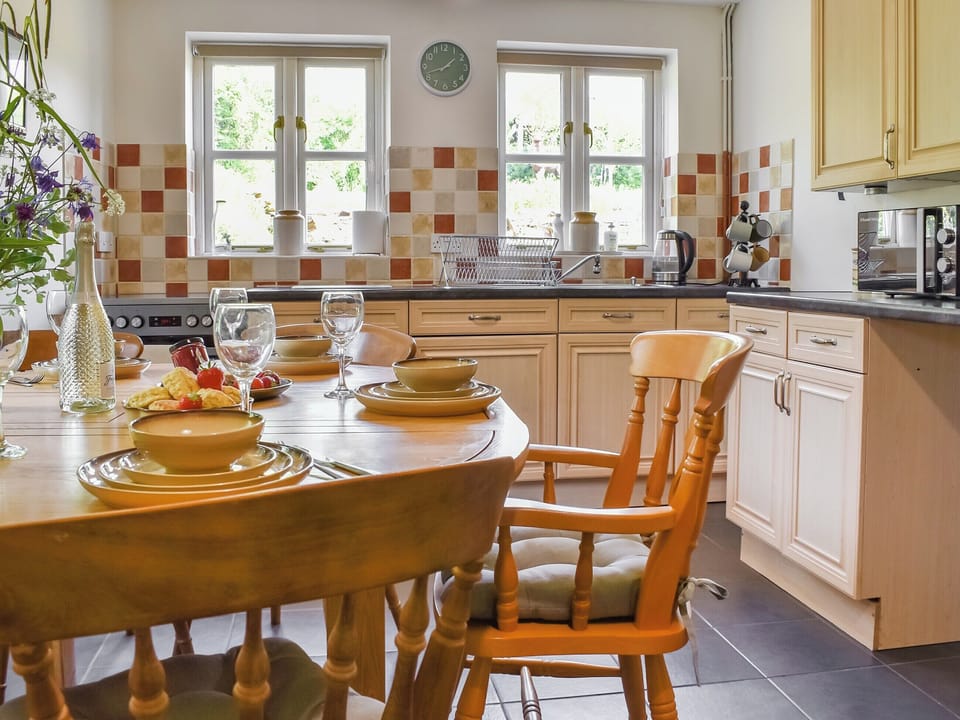 Kitchen/diner | Poplar Farm Cottage, Westbury-sub-Mendip