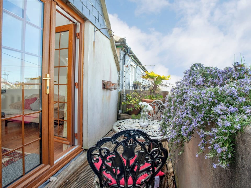 Balcony | Wheal Trenwith Cottage, St Ives