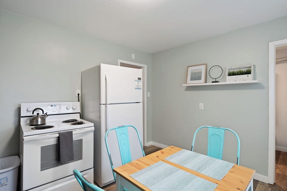 Unit A - Kitchen 