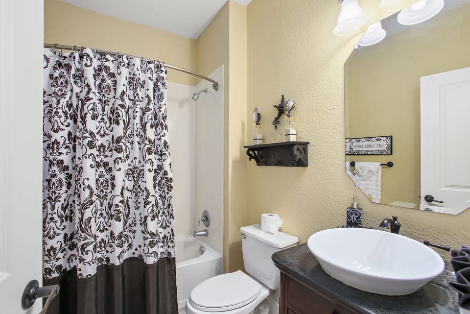 DOWNSTAIRS BATH