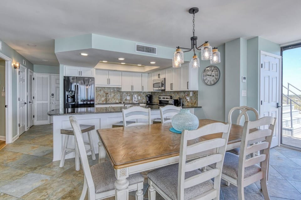 Surf Master Penthouse B