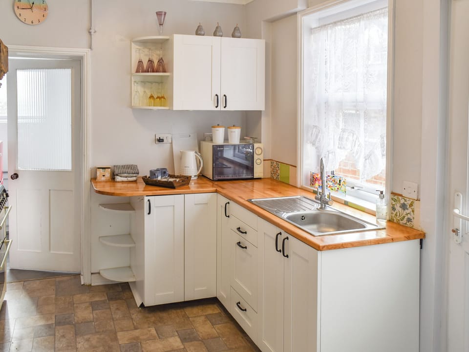 Kitchen | Dune-Cottage, Caister-on-Sea