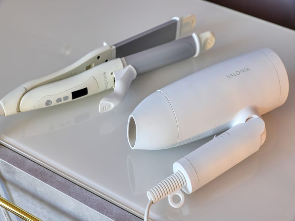 Bathroom amenities