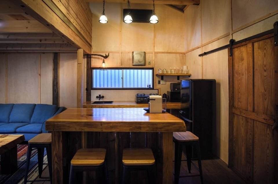 kitchen counter and kitchen