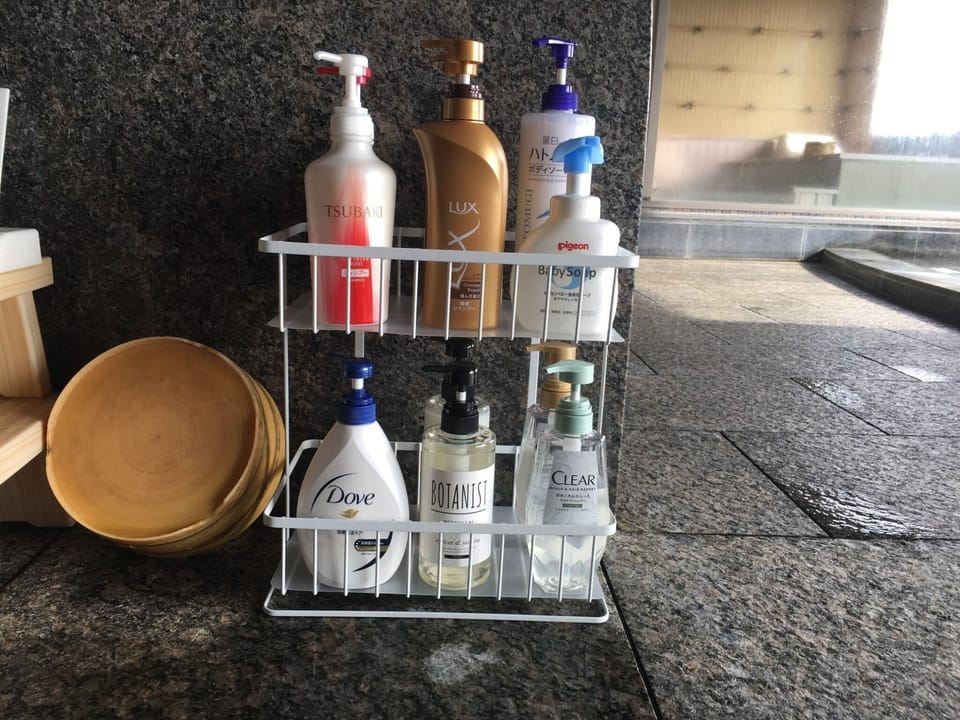 Bathroom amenities