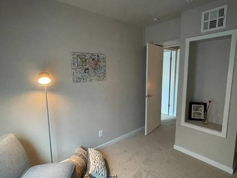 Bedroom 2 Study