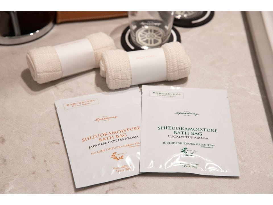 Bathroom amenities