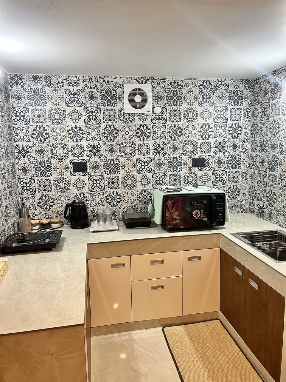 Private kitchen