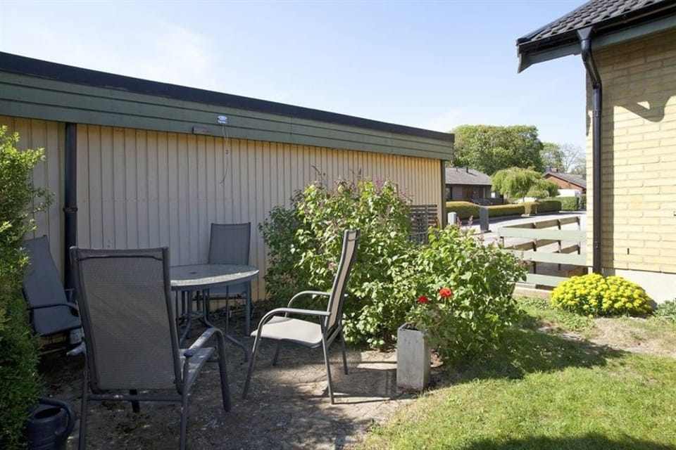 outside seating area