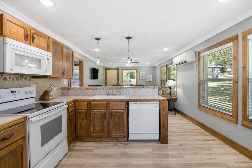 Spacious Kitchen to cook for the family.