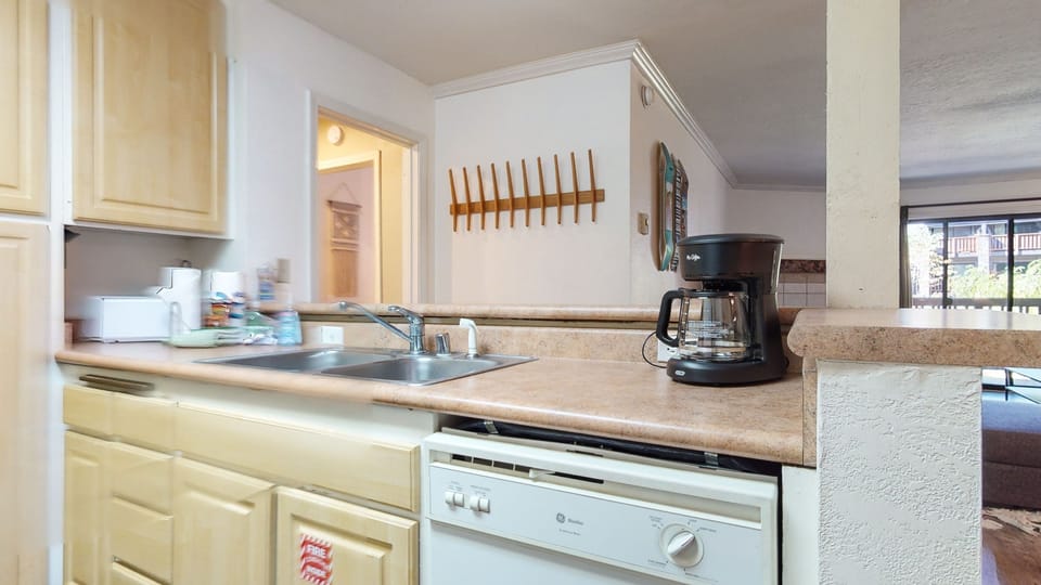Room, Indoors, Kitchen, Sink Faucet, Oven