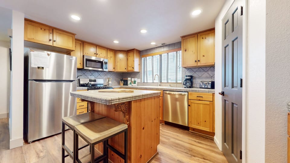 Indoors, Kitchen, Appliance, Refrigerator, Microwave