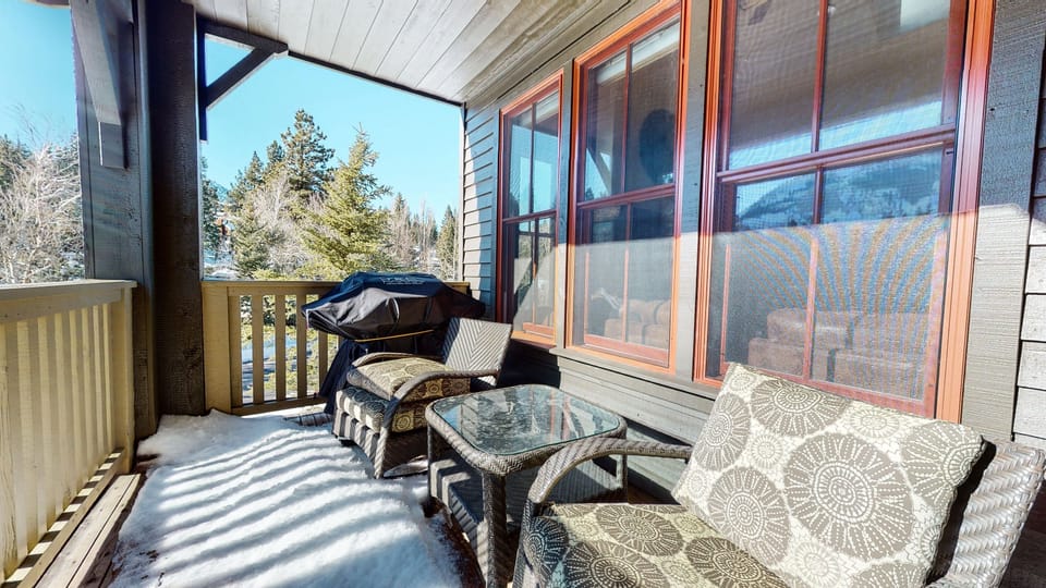 Balcony, Porch, House, Chair, Furniture