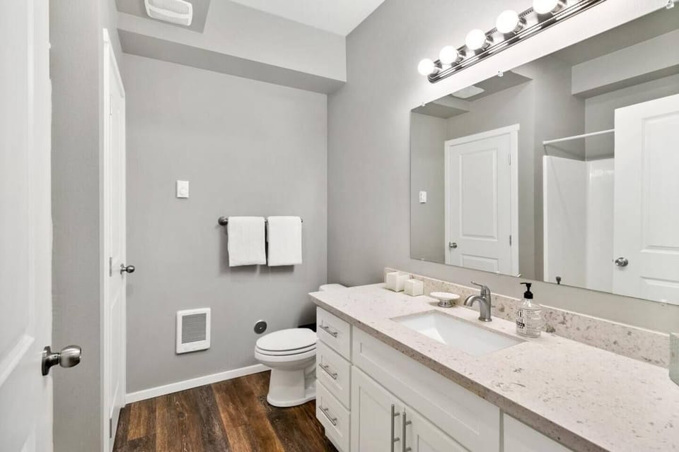 Full bath