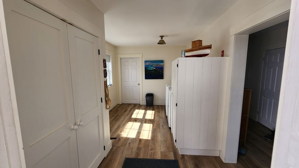 Mud room/laundry room
