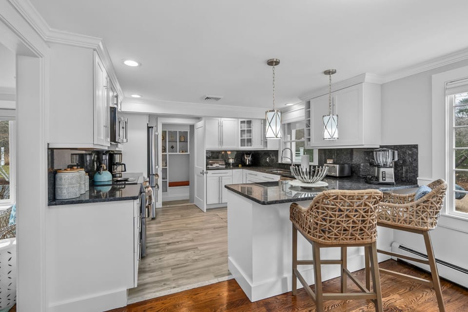 Kitchen with bar seating