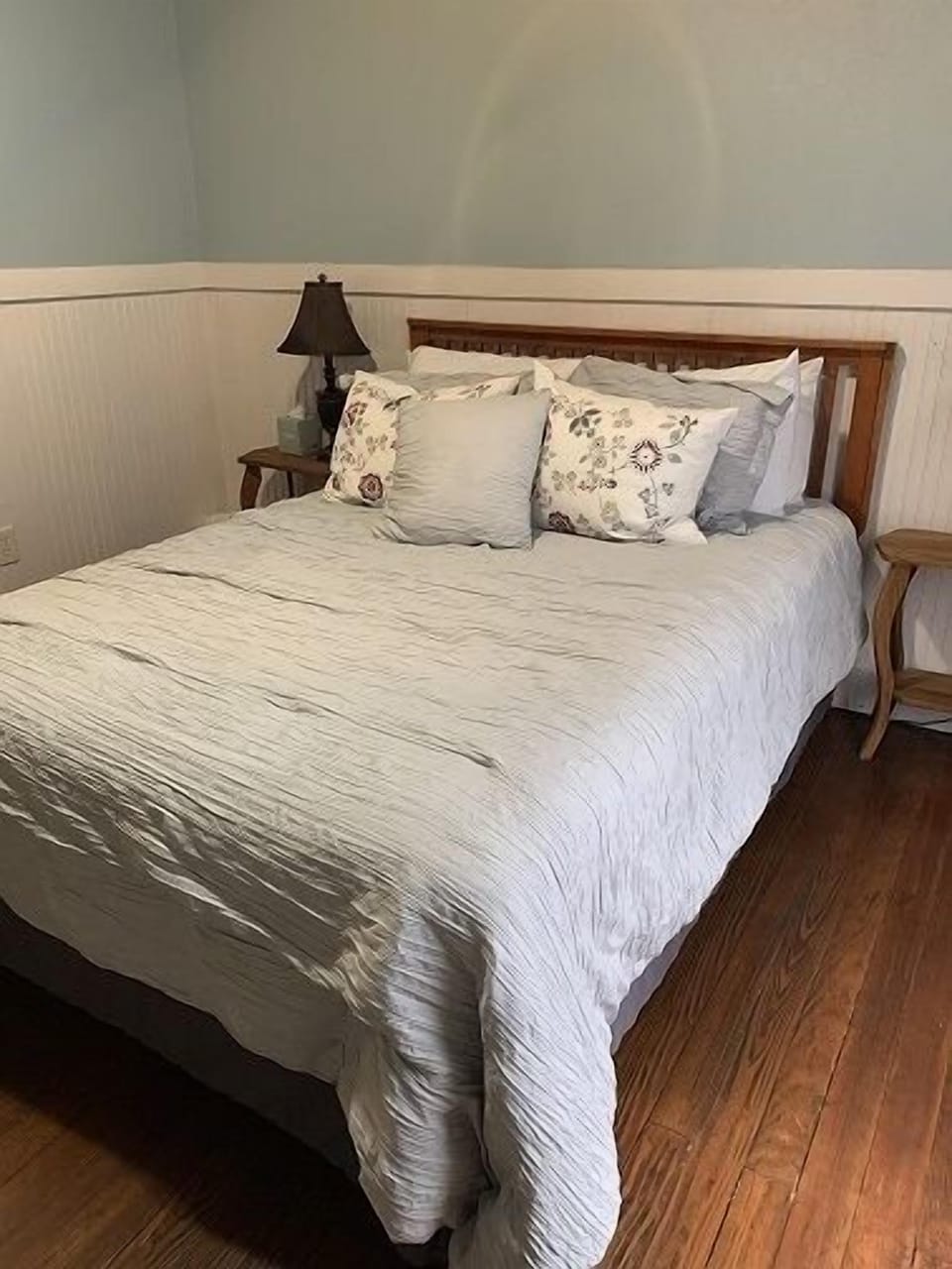 Bedroom #2 with queen bed