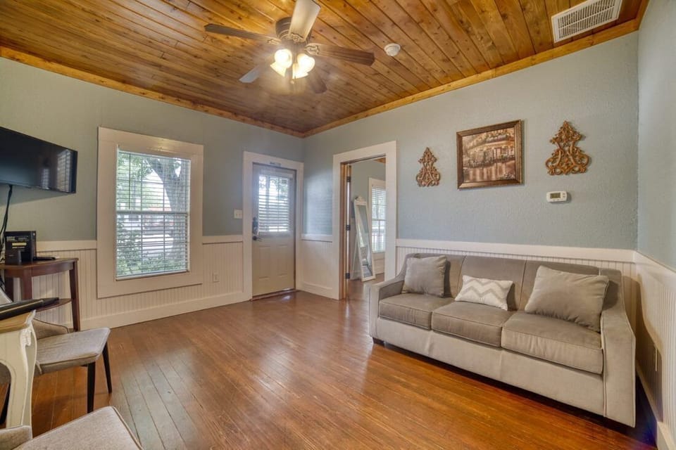 living room (2)