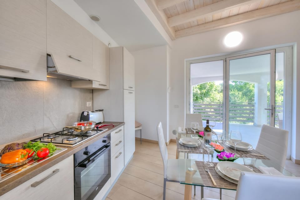 Kitchen and dining area