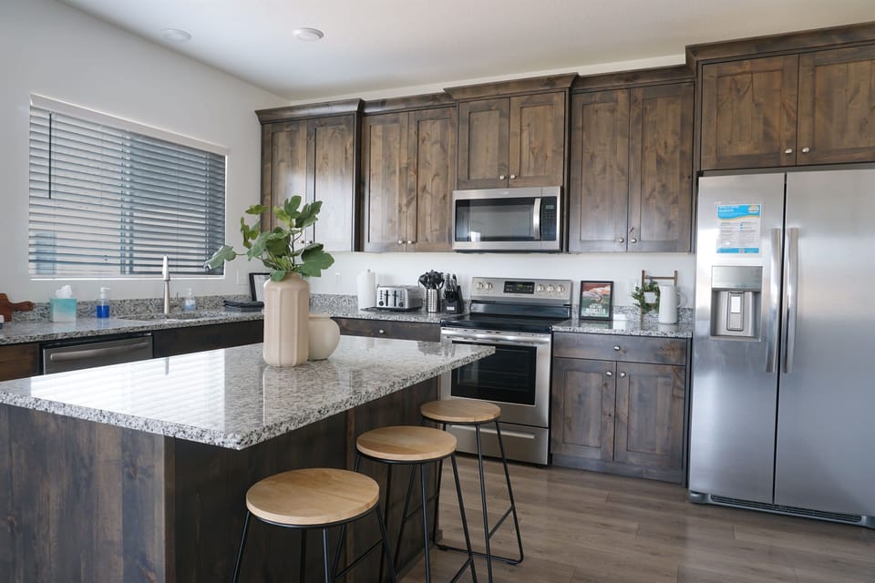 Fully Stocked Kitchen
