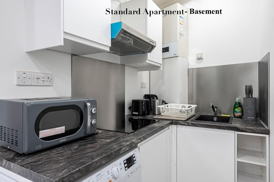 Kitchenette