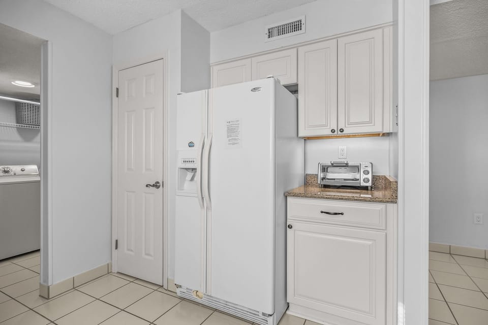 Full size Refrigerator