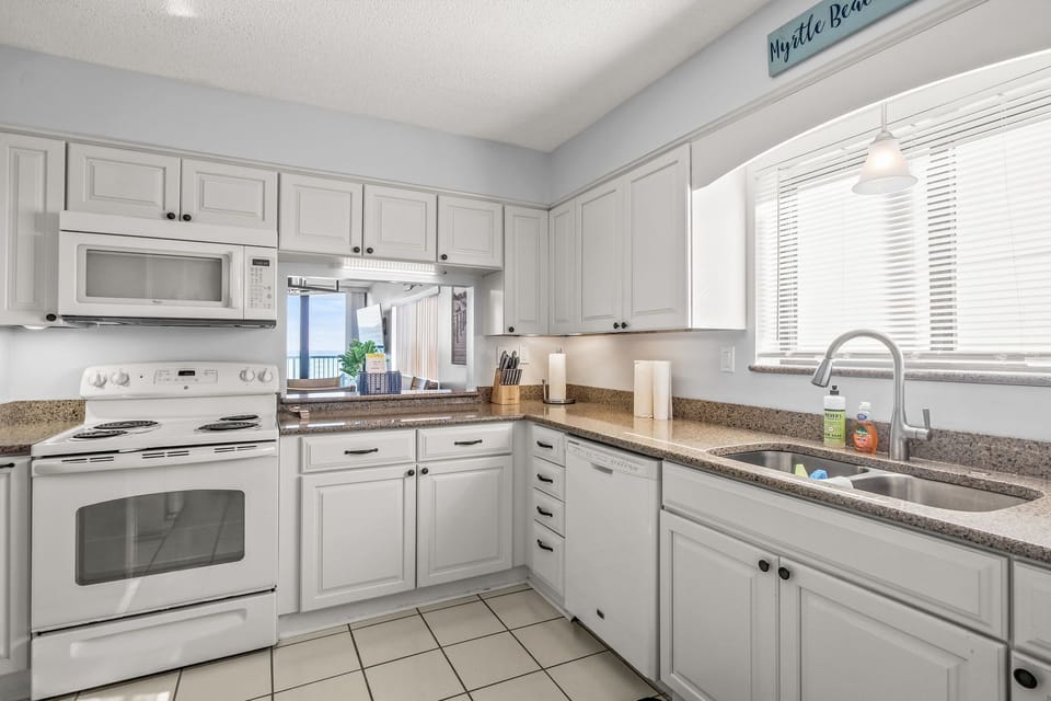 Spacious Kitchen with plenty of storage