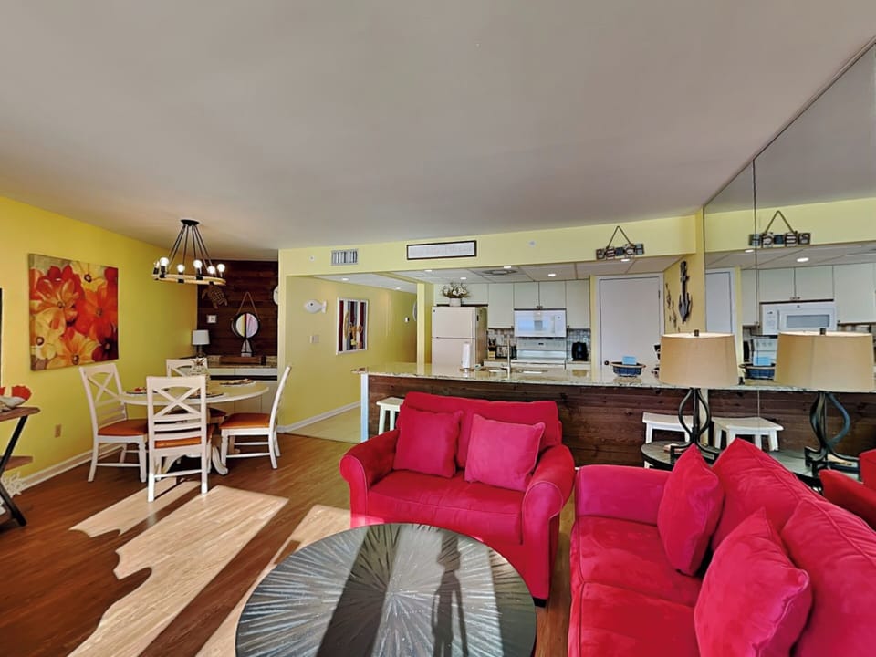 Living Area - Open Floor Plan
