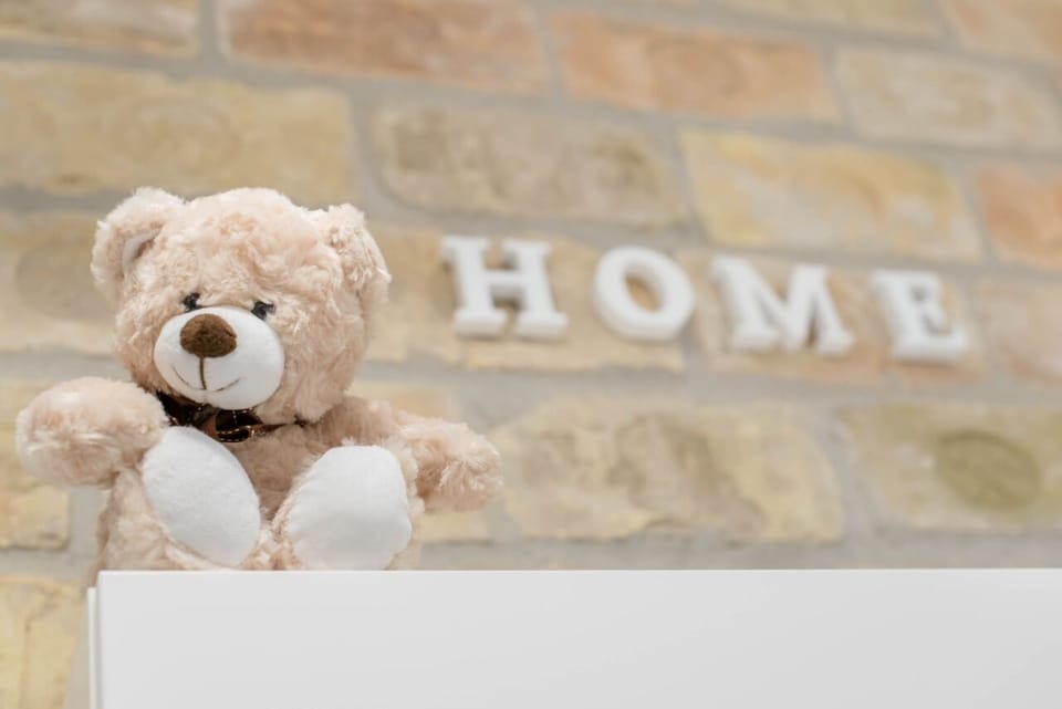 happy home Budapest WHITE 24