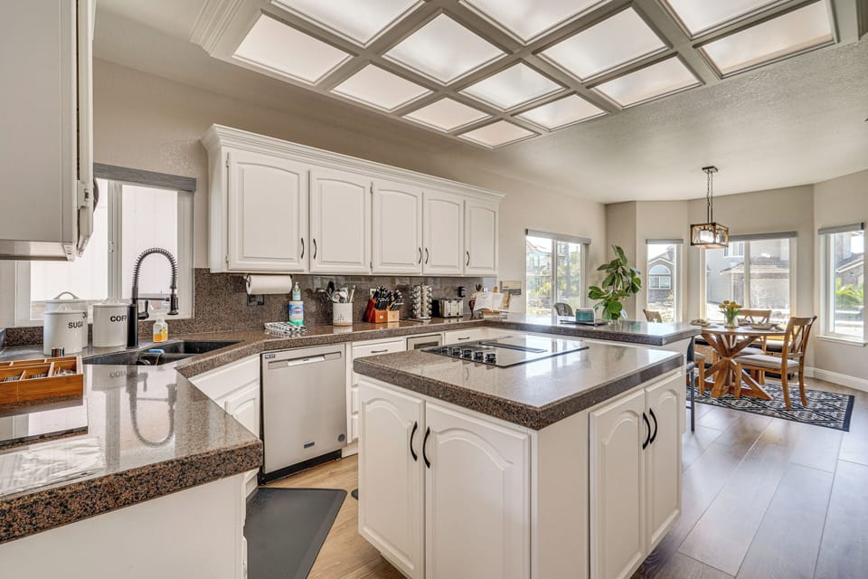 Kitchen | Cooking Basics | Crockpot | Spices | Toaster | High Chair