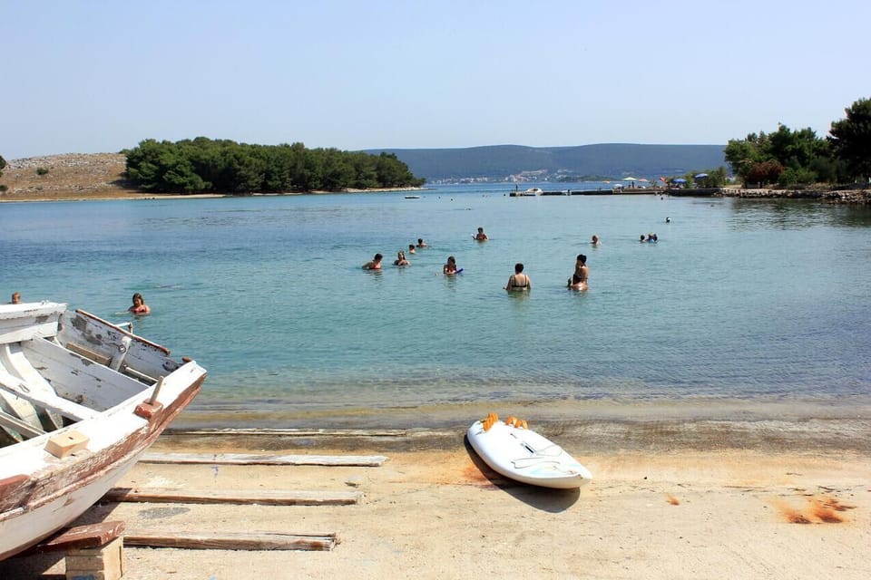 Nearby beaches