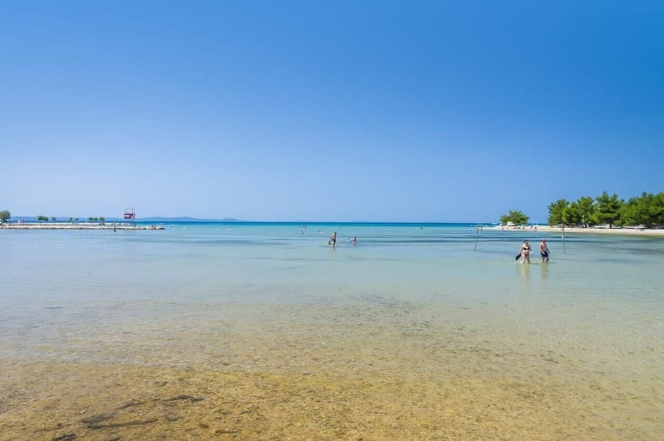 Nearby beaches