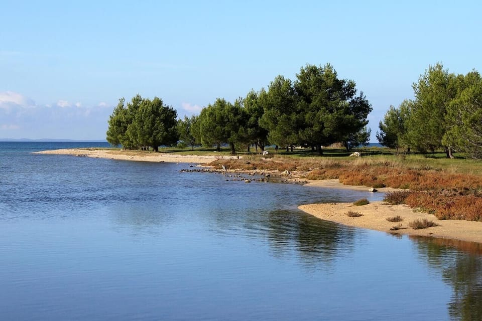 Nearby beaches