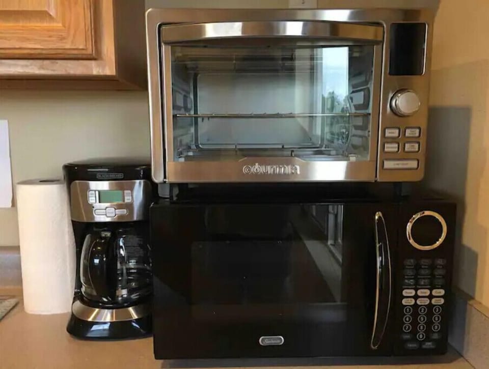 Kitchenette appliances - no oven or burner, but there is a small convection oven