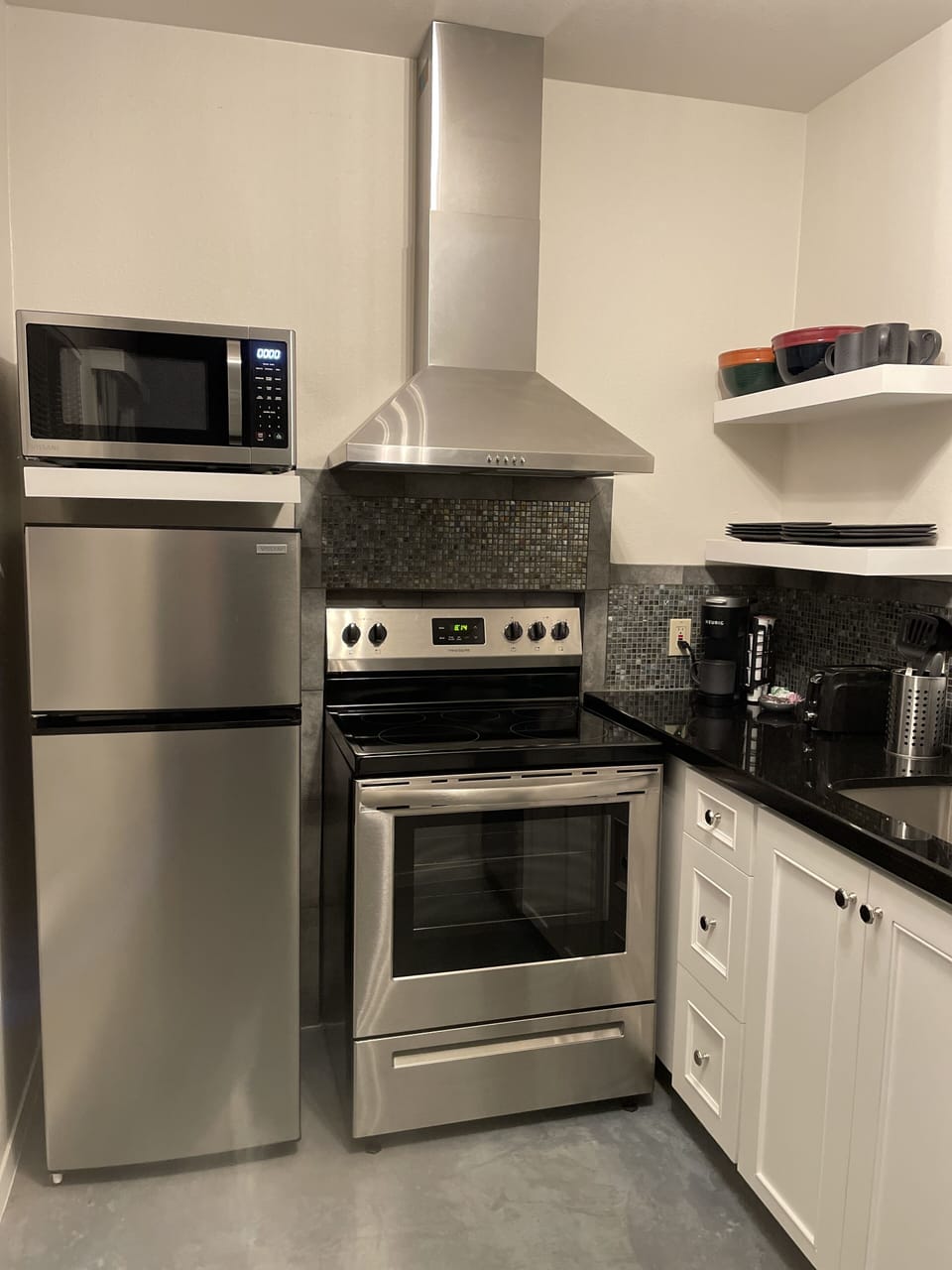 Full kitchen with all new appliances