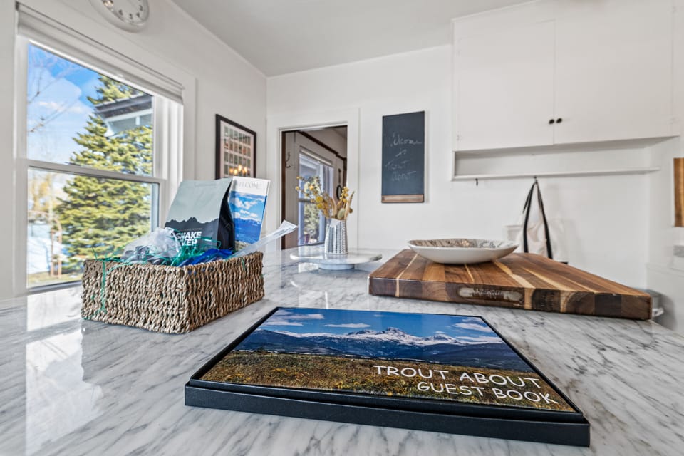 Gift basket w/Snake River coffee beans and don't forget to sign the guest book!