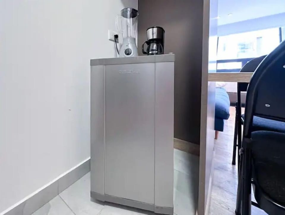 Nevera y licuadora / refrigeratorand blender 